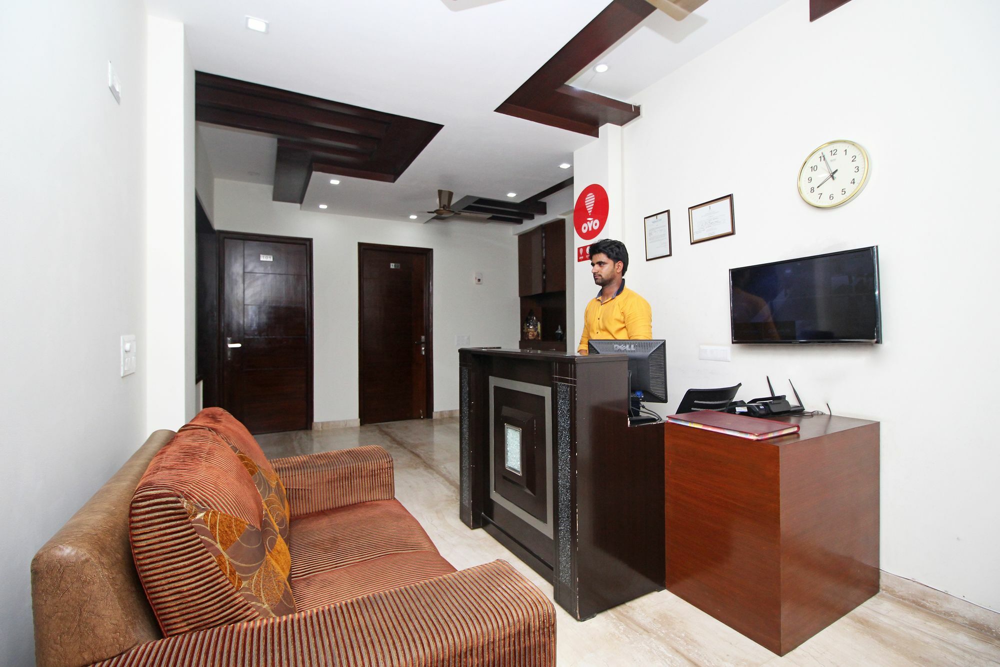 Fabhotel Mannat Residency Sec 52 Gurgaon Zewnętrze zdjęcie