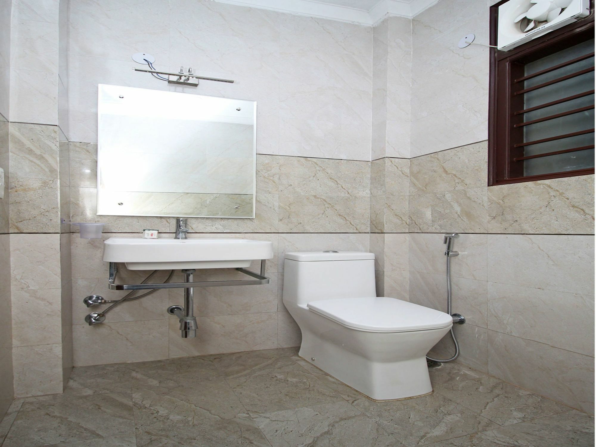 Fabhotel Mannat Residency Sec 52 Gurgaon Zewnętrze zdjęcie